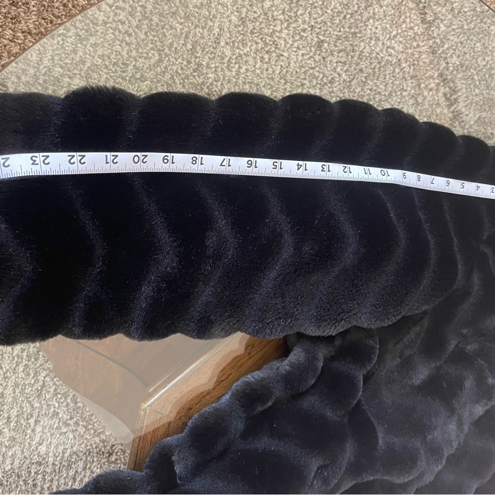 Gallery Elegant Black Faux Fur Teddy Coat 2X - Picture 8 of 17